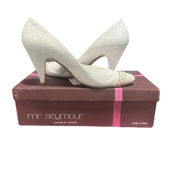 Vintage Stuart Weitzman for Mr. Seymour Snake Skin Ivory Pumps Size 7.5 With Box - Picture 1 of 10